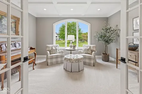 8 Shannon Road Zionsville IN 46077