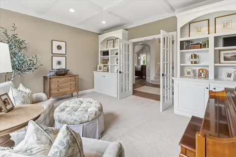 8 Shannon Road Zionsville IN 46077