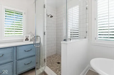 8 Shannon Road Zionsville IN 46077