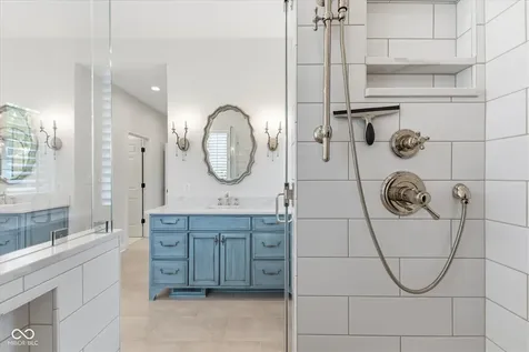 8 Shannon Road Zionsville IN 46077