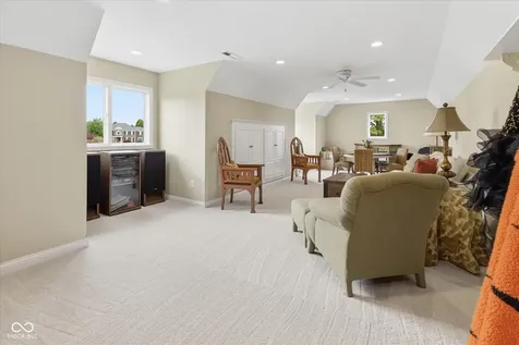 8 Shannon Road Zionsville IN 46077