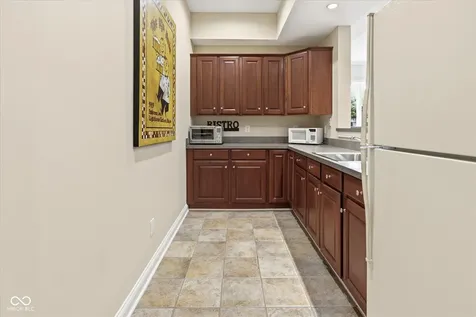 8 Shannon Road Zionsville IN 46077