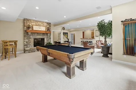 8 Shannon Road Zionsville IN 46077