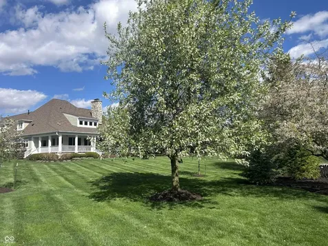 8 Shannon Road Zionsville IN 46077