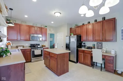10328 Ridge Line Court Indianapolis IN 46236