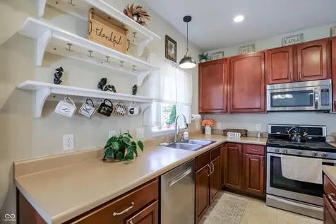 10328 Ridge Line Court Indianapolis IN 46236