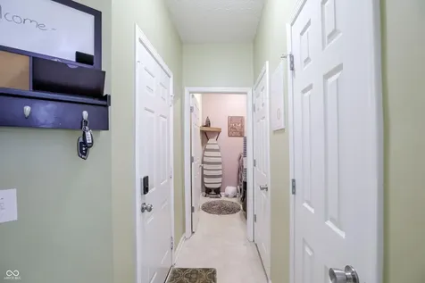 10328 Ridge Line Court Indianapolis IN 46236