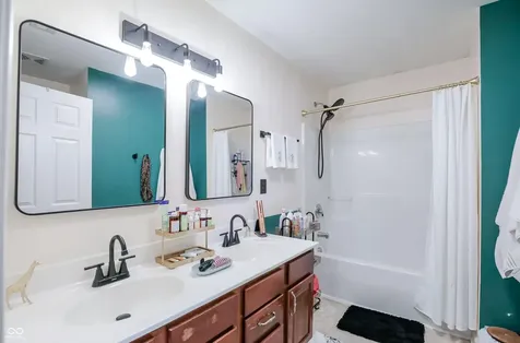 10328 Ridge Line Court Indianapolis IN 46236