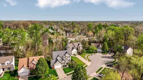 10328 Ridge Line Court Indianapolis IN 46236