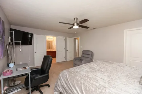 8346 Berrybush Lane Indianapolis IN 46234