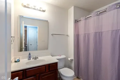 8346 Berrybush Lane Indianapolis IN 46234