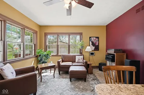 497 N 100 W Franklin IN 46131