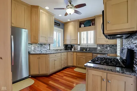 403 E Wabash Avenue Crawfordsville IN 47933
