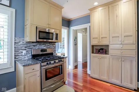 403 E Wabash Avenue Crawfordsville IN 47933