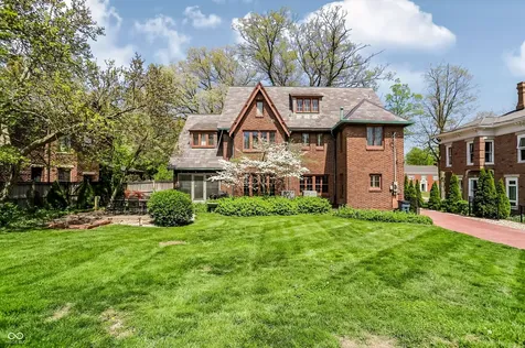 403 E Wabash Avenue Crawfordsville IN 47933