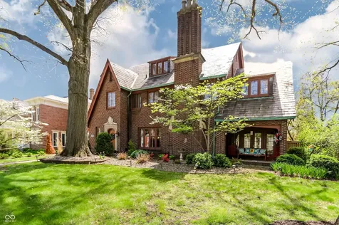 403 E Wabash Avenue Crawfordsville IN 47933