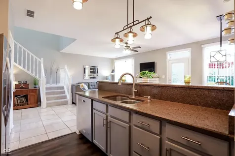 11260 Fonthill Drive Indianapolis IN 46236