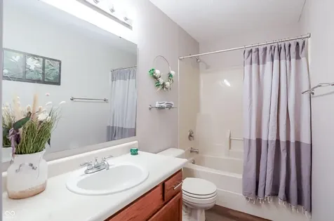 11260 Fonthill Drive Indianapolis IN 46236