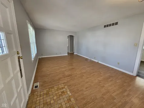 1803 Ellen Drive Indianapolis IN 46224