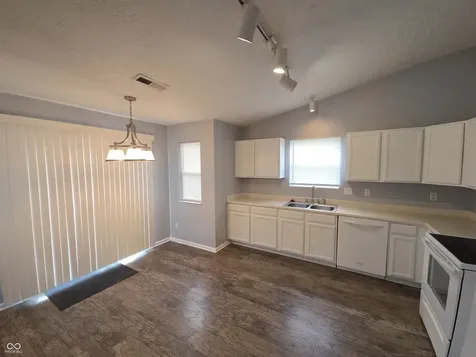 6634 Captiva Pass Plainfield IN 46168