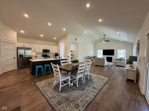 953 S Lantern Lane Ellettsville IN 47429