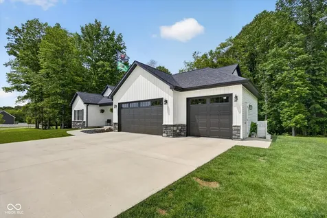 953 S Lantern Lane Ellettsville IN 47429
