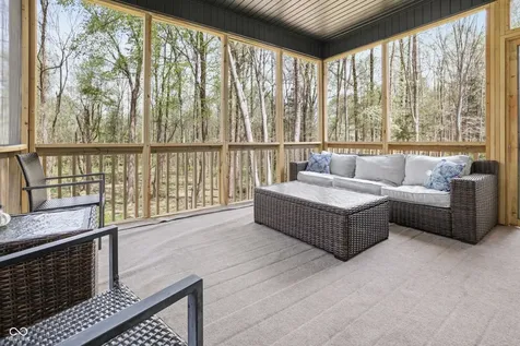 953 S Lantern Lane Ellettsville IN 47429