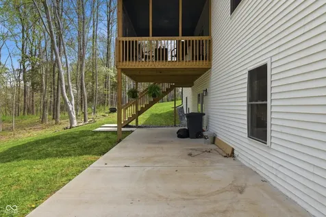 953 S Lantern Lane Ellettsville IN 47429