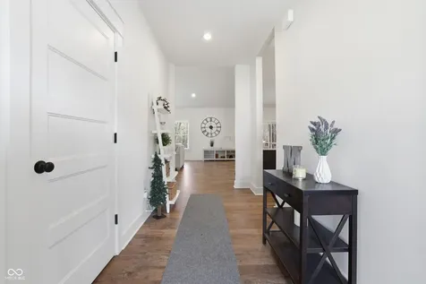 953 S Lantern Lane Ellettsville IN 47429