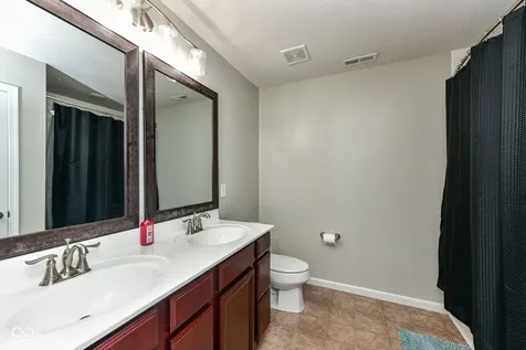 15142 Betton Place Fishers IN 46037