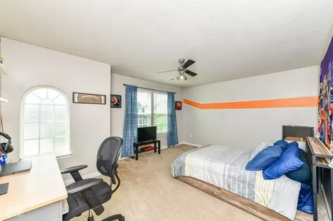 15142 Betton Place Fishers IN 46037