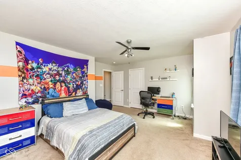 15142 Betton Place Fishers IN 46037