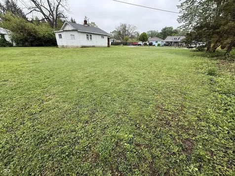 1822 Englewood Drive Indianapolis IN 46219