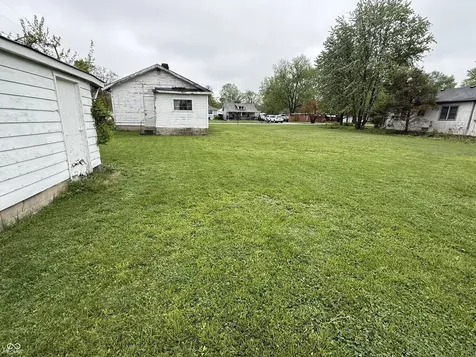 1822 Englewood Drive Indianapolis IN 46219