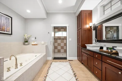 5202 Logan Lane Indianapolis IN 46250