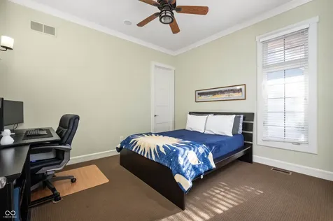 5202 Logan Lane Indianapolis IN 46250