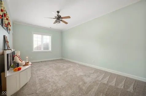 5202 Logan Lane Indianapolis IN 46250