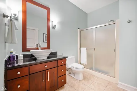 5202 Logan Lane Indianapolis IN 46250