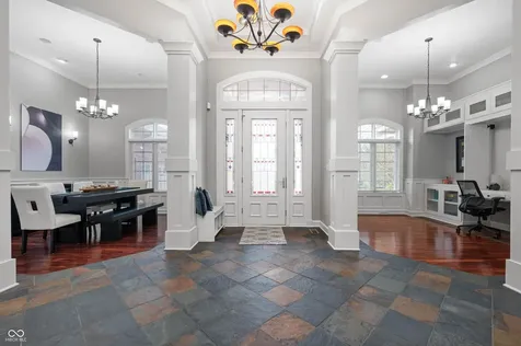 5202 Logan Lane Indianapolis IN 46250