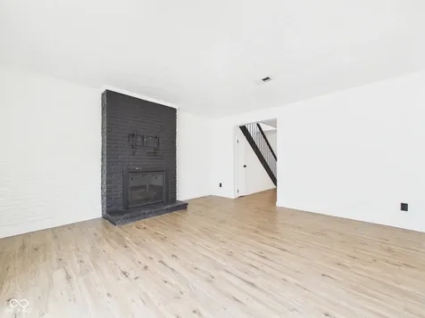 1306 Tishman Lane Indianapolis IN 46260