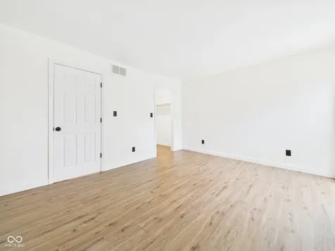 1306 Tishman Lane Indianapolis IN 46260
