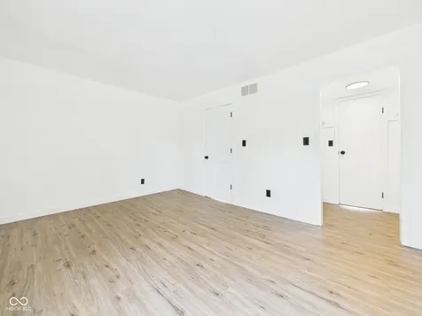 1306 Tishman Lane Indianapolis IN 46260