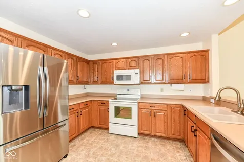 13549 Halite Lane Fishers IN 46038