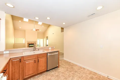 13549 Halite Lane Fishers IN 46038