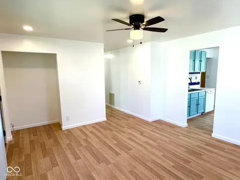 5725 Greenfield Avenue Indianapolis IN 46219