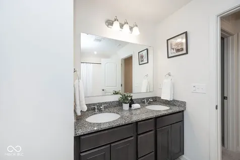 5252 Portman Drive Noblesville IN 46062