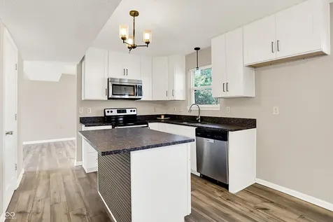 7754 Evian Drive Indianapolis IN 46236
