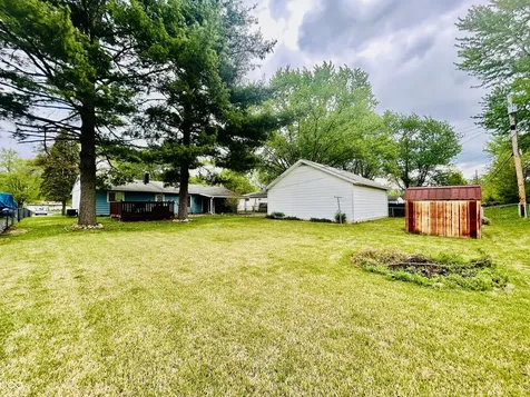 4231 Standish Drive Indianapolis IN 46221