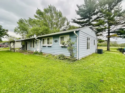 4231 Standish Drive Indianapolis IN 46221