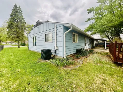 4231 Standish Drive Indianapolis IN 46221
